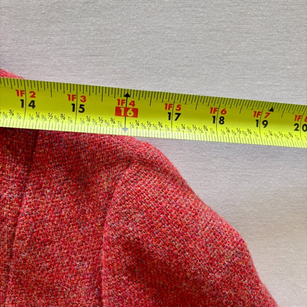 Vintage Cranberry Wool Tweed Weave Coat with Bakelite-Look Buttons Medium - Picture 12 of 16